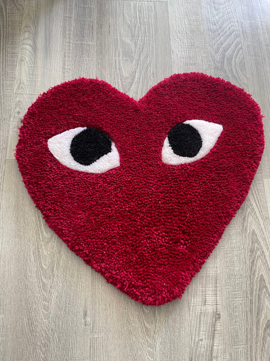 CDG heart 18”