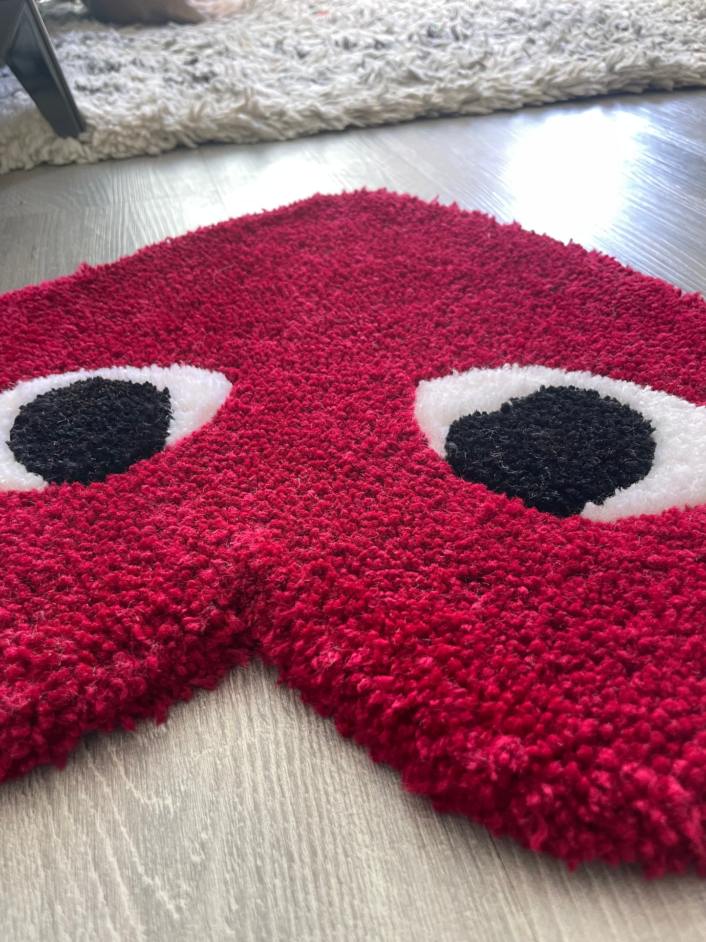 CDG heart 18”